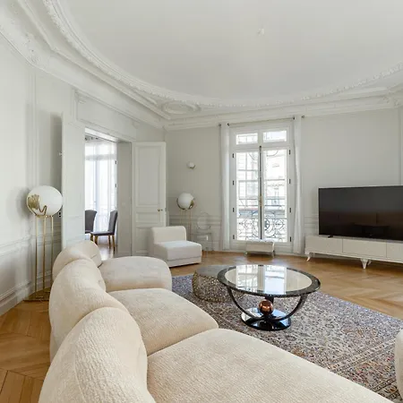 Prestigious 4br - Sleeps 9 - Trocadero